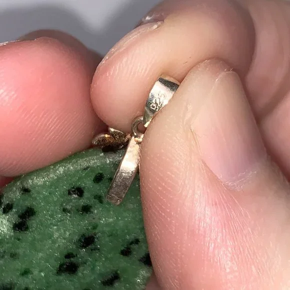 Ruby in Zoisite Pendant with Leaf Bail - Picture 9 of 15